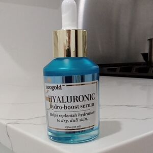Hyaluronic Hydro-Boost Serum - Blue